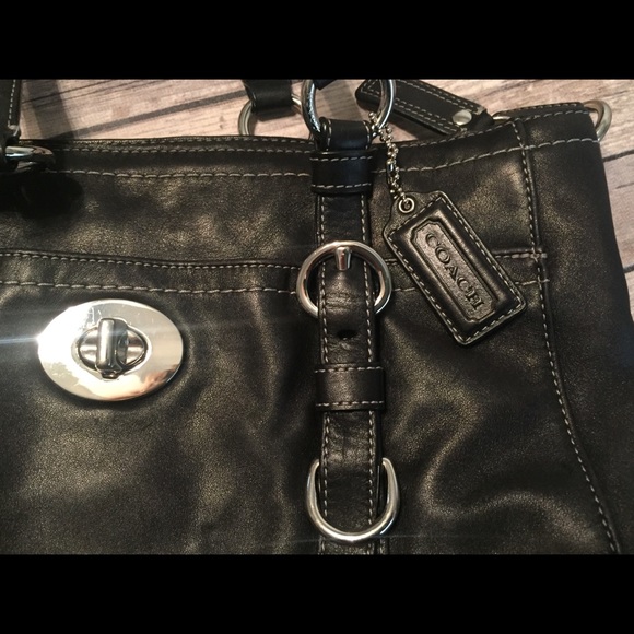 Coach purse black leather - Picture 3 of 8